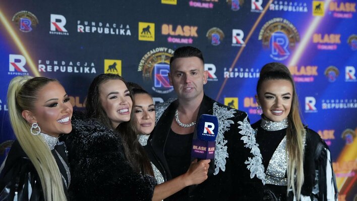 Extazy rozpalili Sylwestra w Chełmie! Publiczność śpiewała "Noc taka czarna" i bawiła się do rana