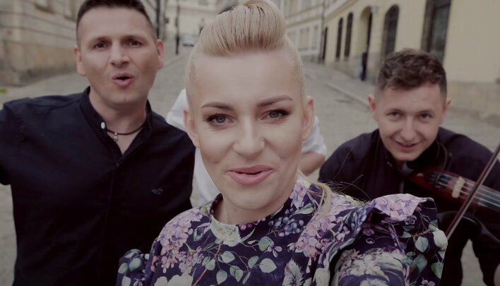 Fani disco polo mówią, że to może być hit lata. Czy mają rację? Posłuchajcie nowości od Toporków!