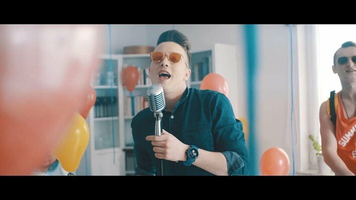 Fani jednomyślnie komentują – ten utwór to prawdziwa petarda! Miglanc - Błękitne oczy | Premiera