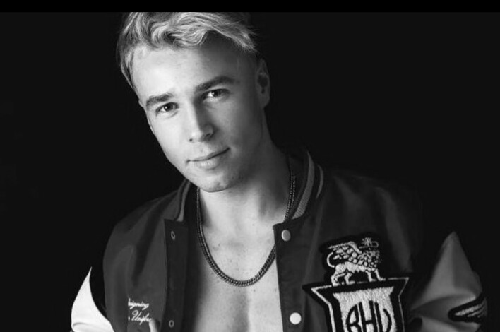 Fani w rozpaczy! Skolim opuścił Polskę?! Stawia teraz na karierę poza granicami naszego kraju! Czy ma szansę podbić rynek światowy?!