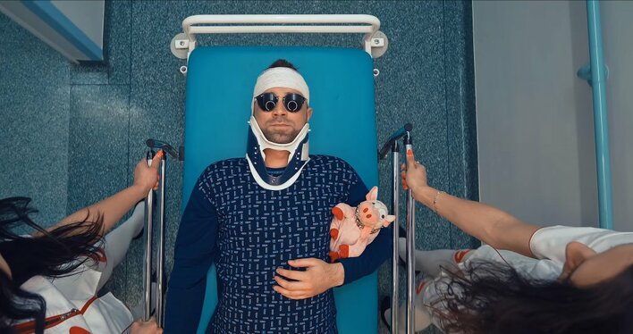 Freaky Boys w szpitalu! Niezwykła premiera od chłopaków! | Nowość