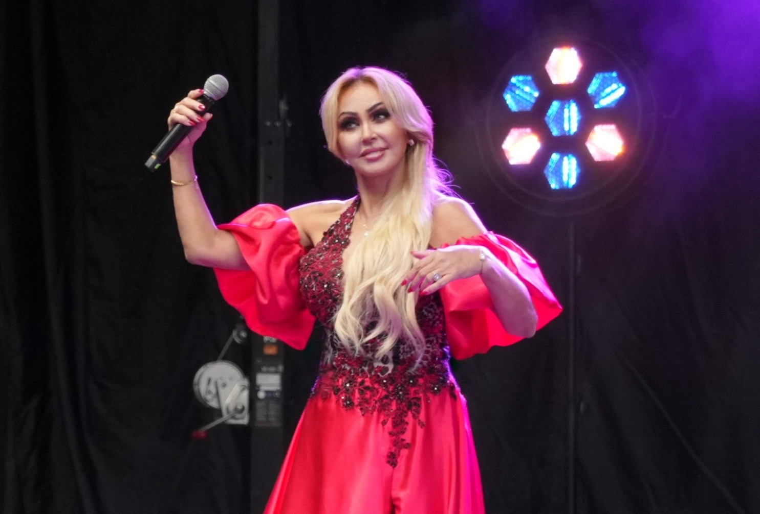 Gdzie zagra Teresa Werner w roku 2025?! Lista koncertów królowej śląskich szlagierów! 