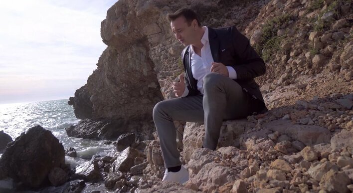 Genialna premiera od zespołu Weekend! To będzie większy hit niż "Ona tańczy dla mnie"?