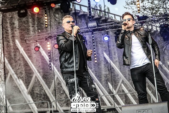 Genialny występ gwiazdy disco polo! Nowy hit podbija serca fanów muzyki tanecznej!