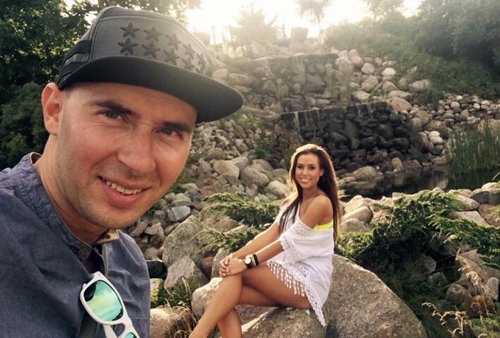 Gesek nagrał teledysk do hymnu! Ma być duet albo trio?! 