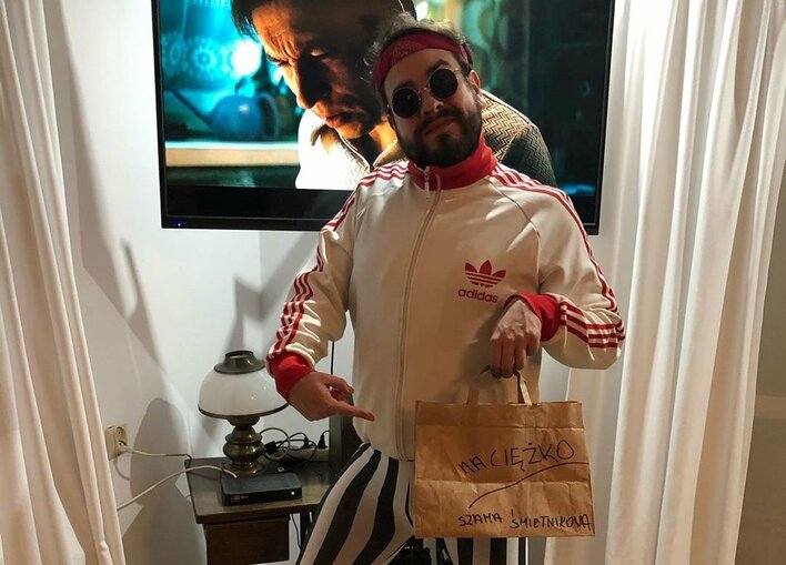 Artysta disco polo zmienił wizerunek! Ma wąsa jak Sławomir! 