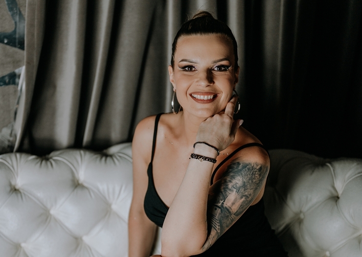 GOKA wskakuje na scenę disco polo! Nowy singiel „KOSMOS„ już wkrótce podbije listy przebojów

