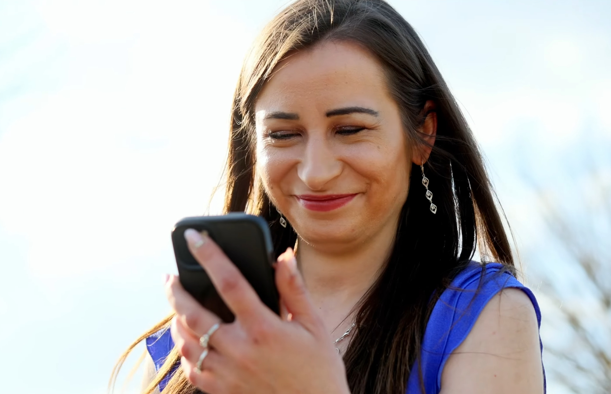 Golden Hit prezentuje "Nocą". Nowa propozycja zespołu przyciąga uwagę słuchaczy