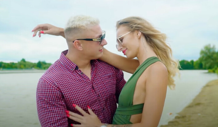 Gorąca i bardzo ponętna premiera: „Lala„ w wykonaniu Sexy Papi z udziałem modelki Kossakowskiej Angeliki
