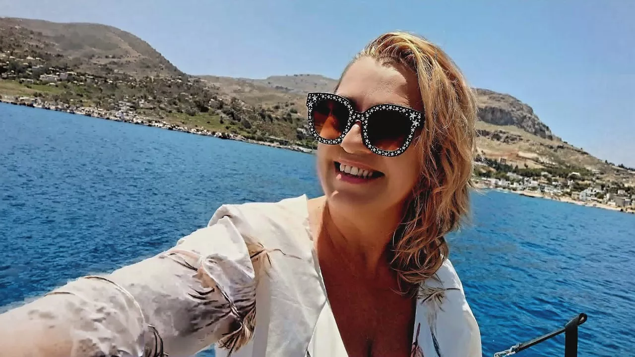 Gorąca letnia premiera. Dorota Berent nagrała „Leć ze mną" i stawia na wakacyjne brzmienie
