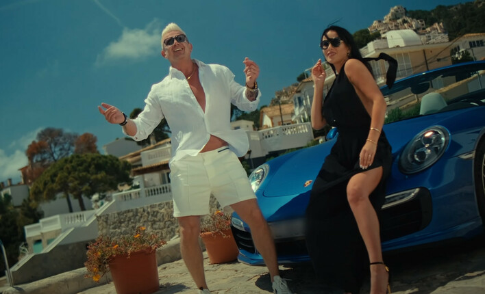 Gorąca, letnia premiera od DBomb! „Tak Magnetycznie„ to muzyczny sztos! Bartek Padyasek jak Maluma, Pitbull czy JL