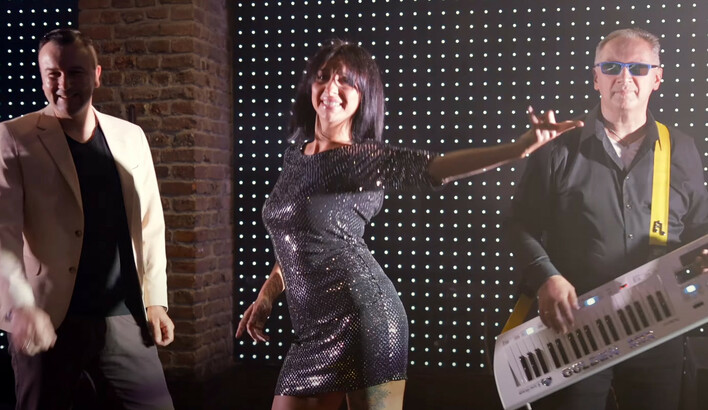 Gorąca premiera disco polo: Golden Mix – „Chcę tylko z Tobą być„ podbija serca fanów!

