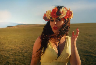 Gorąca premiera disco polo! Zdolna wokalistka wraca do gry z nowym hitem! 