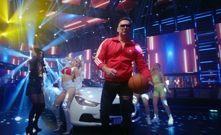 Gorąca premiera! Extazy zaskoczył premierą „Nie będziesz sama„! Takie brzmienia Polacy kochają! 