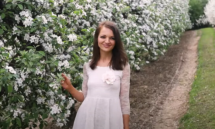 Gorąca premiera legendarnej grupy Amora! „Wiśnia„ to nowość, która podbije branżę disco polo?! 