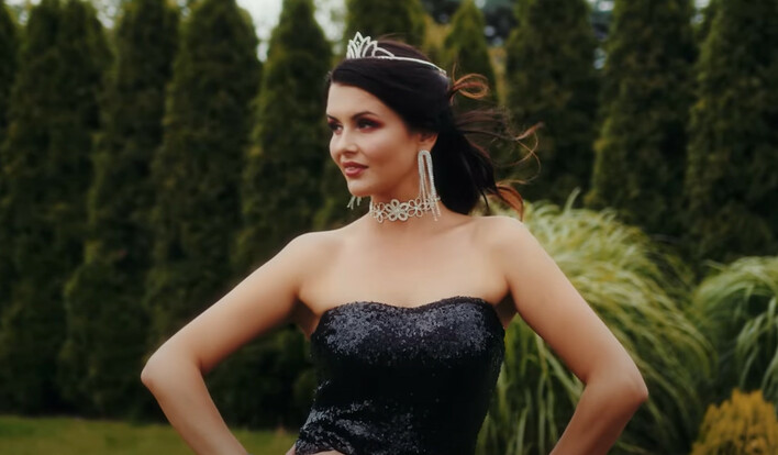 To nowa księżniczka disco polo?! Gorąca premiera od Iness! Jej nowość pt. „Mój rycerz„ podbije rynek muzyczny?!