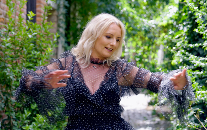 Gorąca premiera od legendarnego zespołu Viper! Posłuchajcie nowości disco polo pt. „Twoja dama„