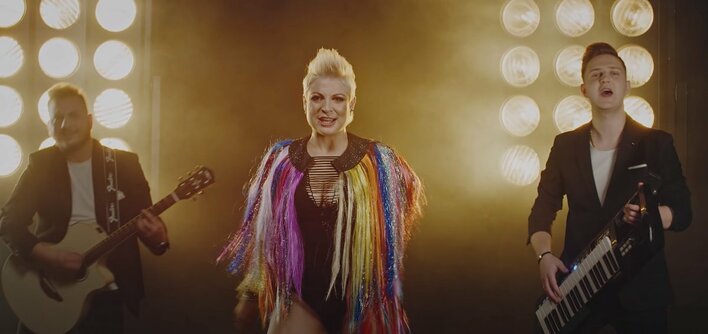 Gorąca premiera Pięknych i Młodych już dostępna! "Nowa ja" to będzie hit lata 2020? Koniecznie posłuchajcie!