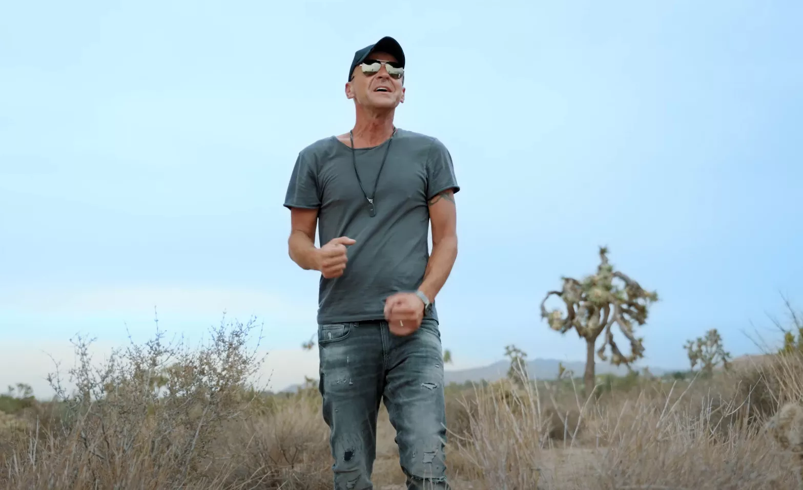 Gorąca premiera od zespołu Vivat pt. „Przed ołtarzem„! To nowy hit na lata?!