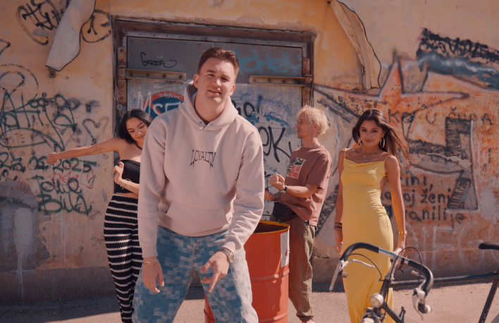 Gorąca premiera Raider! „Ona jest HOT” rozgrzeje parkiety i przypomni smak lata