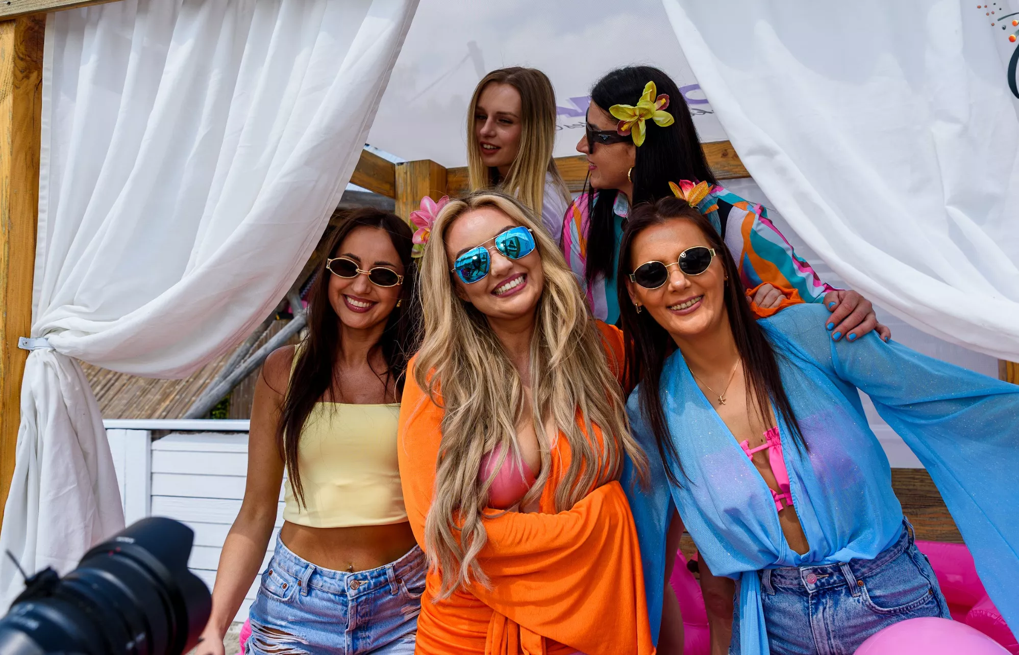 Goracy klip Aniusi „Br*ń masowego wrażenia" wywołał lawinę reakcji. W teledysku gwiazdy reality show