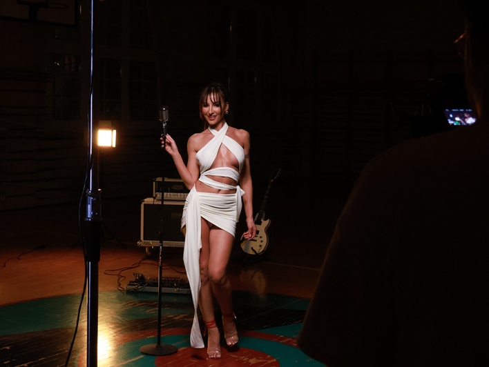 Greso z nową produkcją pt. „Błyszczyk„. Nowa produkcja z wielkimi gwiazdami! 