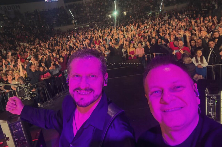 Grupa Classic zachwyciła fanów podczas Andrzejkowej Gali Gwiazd 2024 w Radomiu. Zobacz, jak wyglądały tłumy na ich występie!