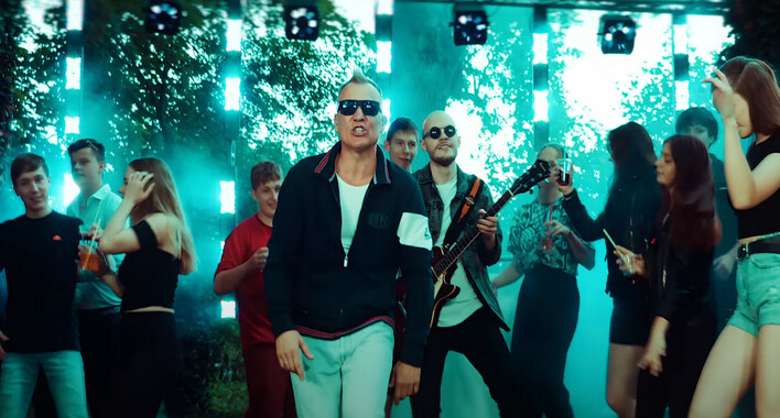 Zespół Dox zabrał fanów na gruby Melanż! Ten utwór to nowy wakacyjny hit?!