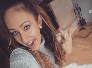 WOW! Wokalistka disco polo kusi dekoltem do pasa! Jest bezkonkurencyjna?!