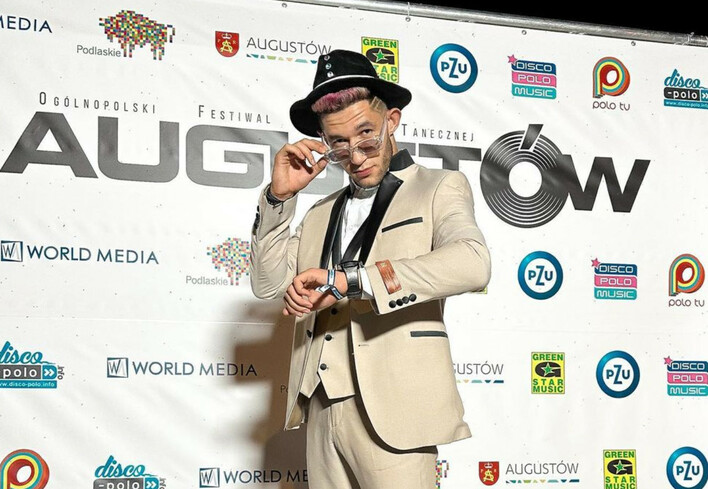 Gwiazda Disco Polo, Kamil Kossakowski, inwestuje w luksus! Oto jego nowa mobilna rezydencja