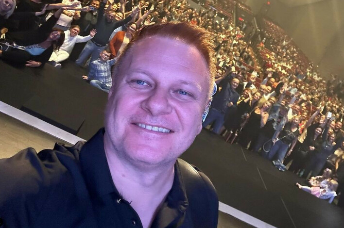 Gwiazda disco polo w obronie koncertów w TVP: „Polityka nie powinna mieszać się z muzyką„