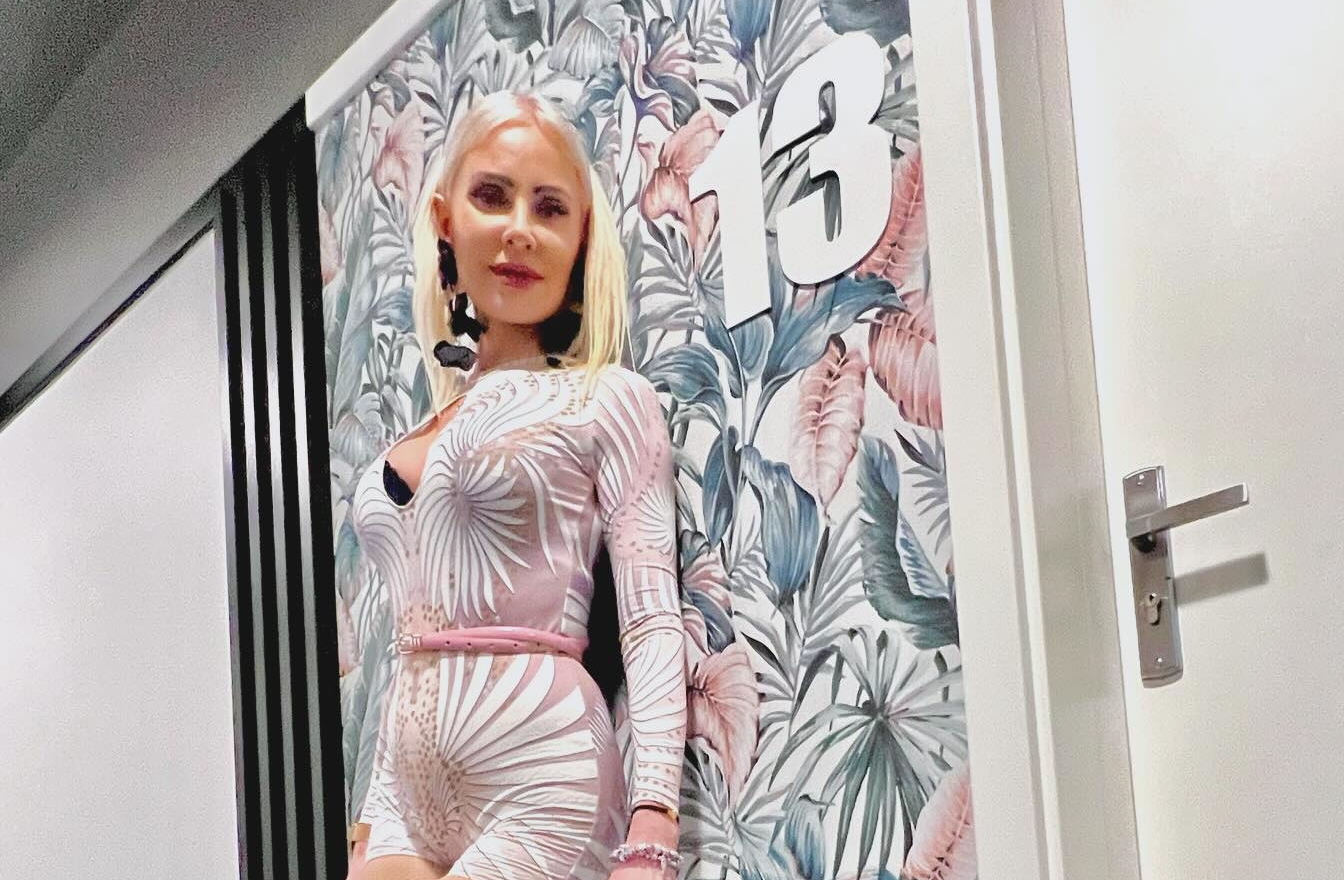 Gwiazda disco polo w oszałamiającym stroju na Instagramie! Musisz to zobaczyć
