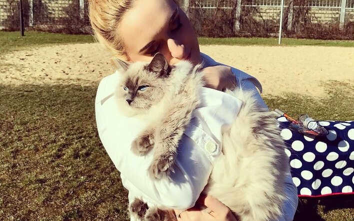 Gwiazda disco polo zaskoczyła internatów spektakularną metamorfozą! 