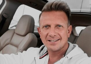 Burza w sieci! Gwiazdor muzyki disco polo ostro wkurwio**! Co trzeba być za ku**ą!