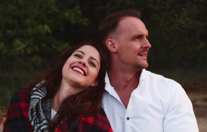 Gwiazda polsatowskiego show podbija rynek disco polo! Zobaczcie nowość Maczo pt. Wieczna chemia | VIDEO | Premiera