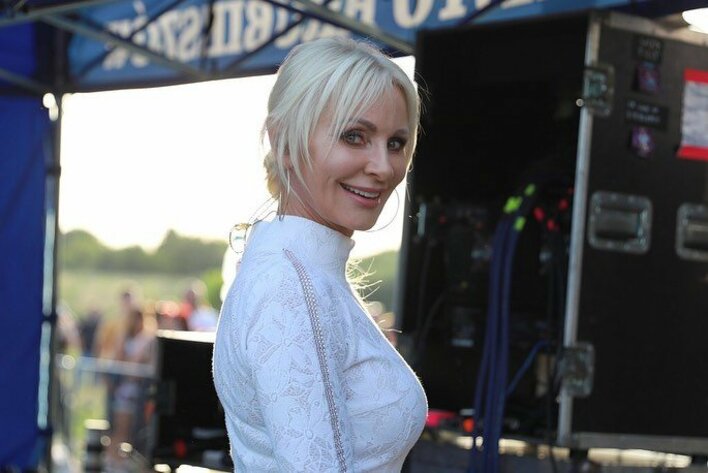 Wokalistka disco polo nie ma czasu na sen! Gwiazda wzięła udział w pieszej pielgrzymce!