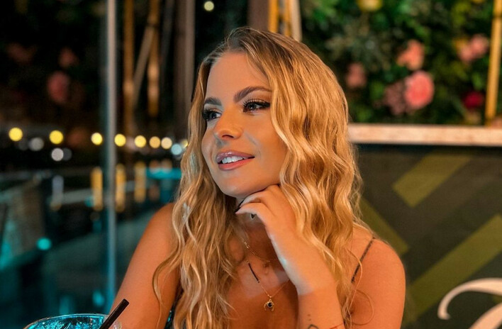 Gwiazda zespołu Szpilki Marlena Sztando pokazała zdjęcie z dzieciństwa! Jest z nią znana wokalistka! Rozpoznajecie gwiazdy?! 