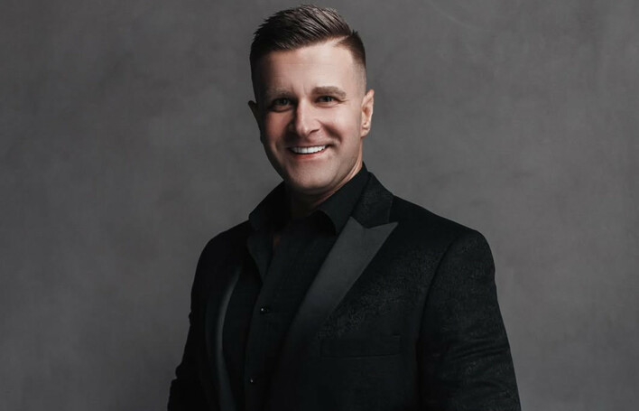 Gwiazdor disco polo szokuje: Bartosz Jagielski ogłasza rozwód i składa życzenia byłej żonie oraz jej nowemu partnerowi

