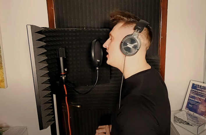 Wyszło genialnie?! Gwiazdor disco polo w utworze Zbigniewa Wodeckiego! Fala komentarzy pod nagraniem!