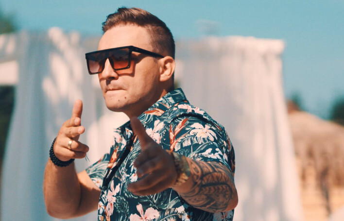 Gwiazdor Disco Polo wybrał się na mecz Realu Madryt! Nagrał filmik! Musicie to zobaczyć!