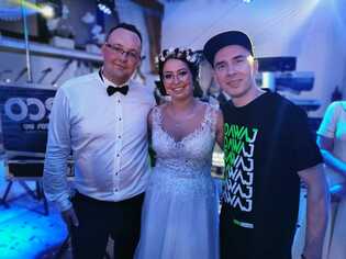 Gwiazdor disco polo zaproszony na wesele! Artysta zrobił wielkie show! Goście zachwyceni! 