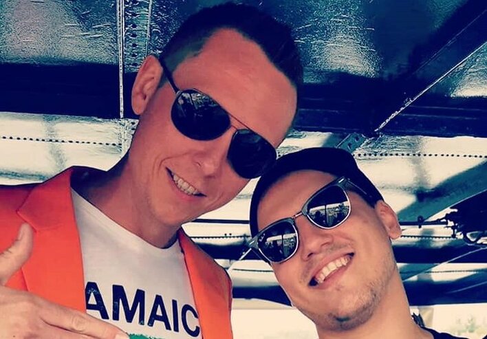 Gwiazdorski duet disco polo na statku! Swinger i Miły Pan wzniecili prawdziwą falę!