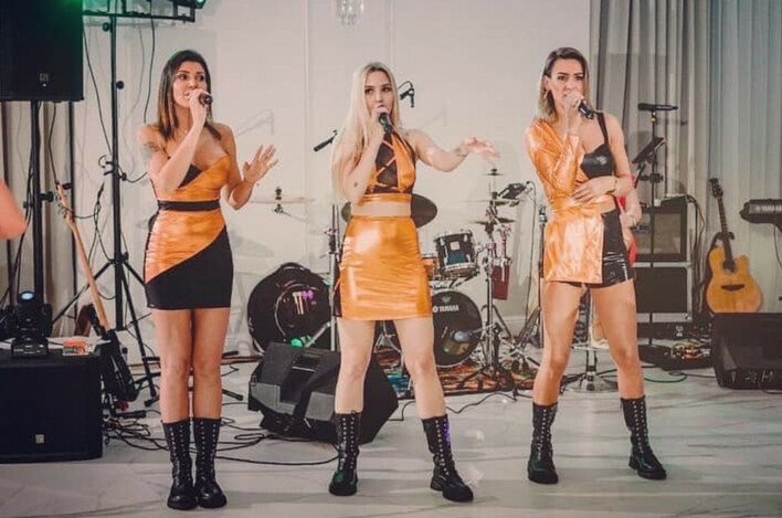 Uwielbiane wokalistki disco polo gwiazdami na rocznicy ślubu! Top Girls zagrały dla Joanny i Jarosława. Jak było?!