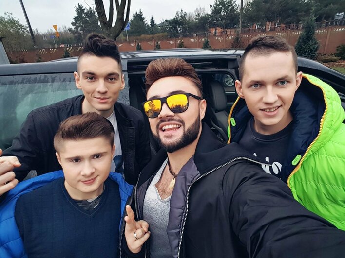 Gwiazdy disco polo zamieszane w porwanie?! Mamy wypowiedź wokalisty! 