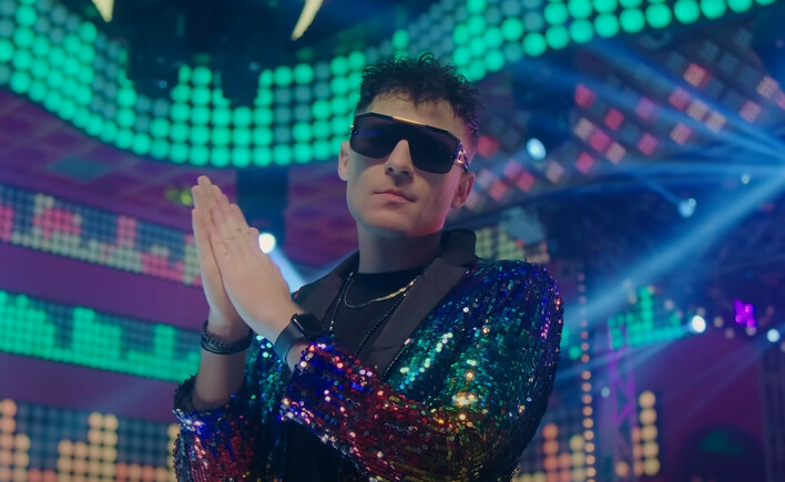 „Halo Księżniczko„ nowość Menelaos – Rewelacyjny Hit Podbija Sieć! Ponad 450 tysięcy na koncie!