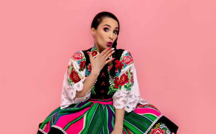 HiDance: Wyjątkowy Ukłon dla Kobiet w Dzień Ich Święta! Wyjątkowa playlista z hitami disco polo!