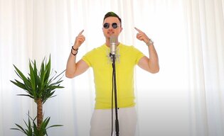 Hipnotyzująca premiera gwiazdy disco polo na żywo! Wokalista zaczarował swoich fanów!