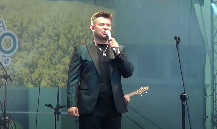 HIT WIDEO! Zenon Martyniuk - Akcent rozwala scenę swoim występem! Zobaczcie jak publiczność oszalała!