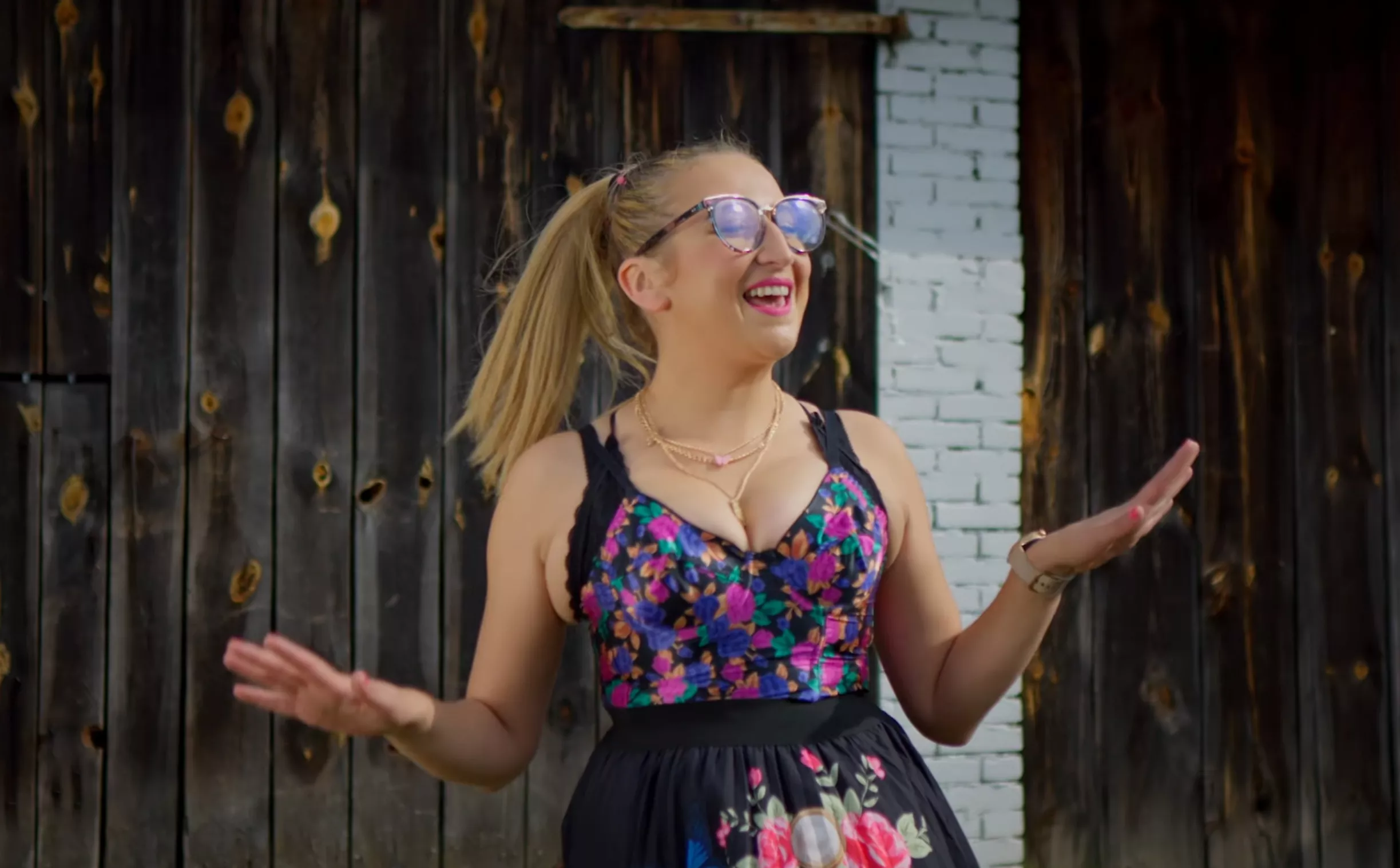 „Hulaj tańcuj” od Skorusa to najnowsza premiera disco polo. Sprawdź, co przygotowała wokalistka