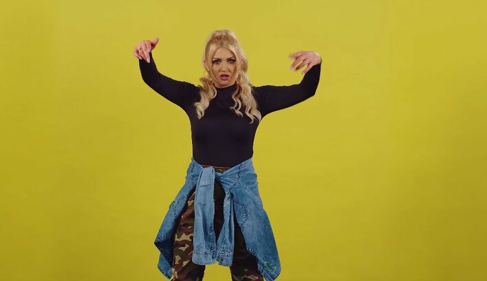 Weselno-cygańska produkcja disco polo nowym hitem na rynku muzycznym? Jagoda & Brylant udostępnili właśnie nowość pt. "Raj"